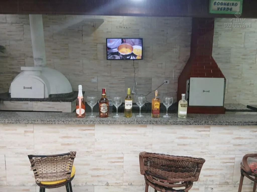 Imagem Casa 4 dormitórios sendo 1 suíte no bairro SOLEMAR