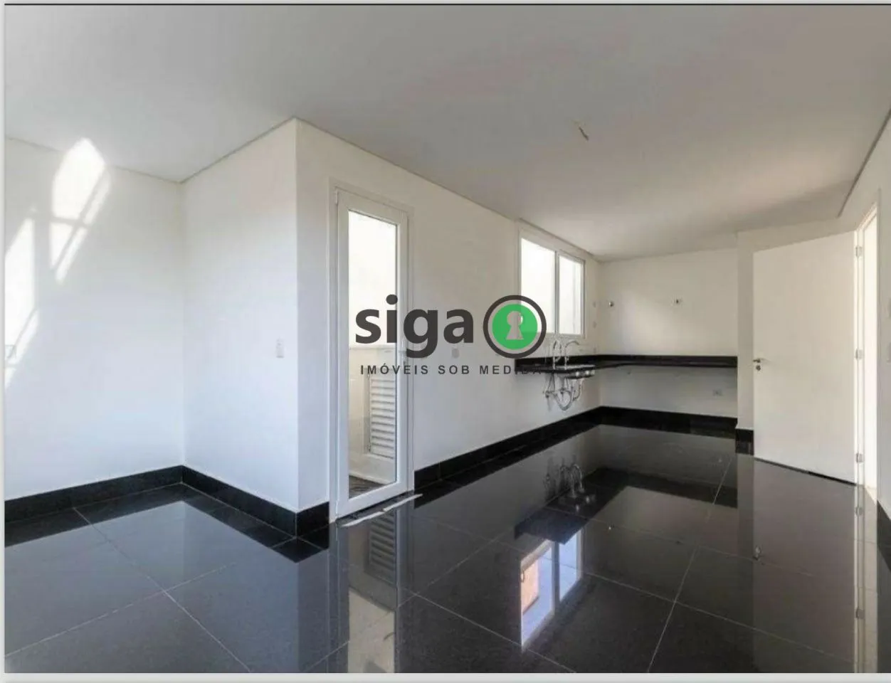 Imagem Casa de condomínio a venda no Campo Belo, 4 quartos