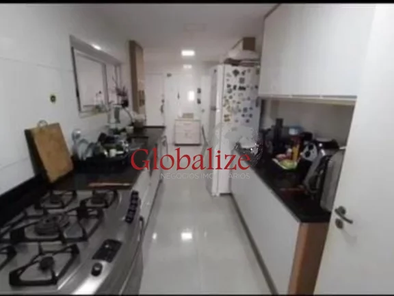 Imagem Apartamento de 03 dormitórios sendo 01 suíte 01 vaga de garagem com elevador no Gonzaga R$ 700.000,00