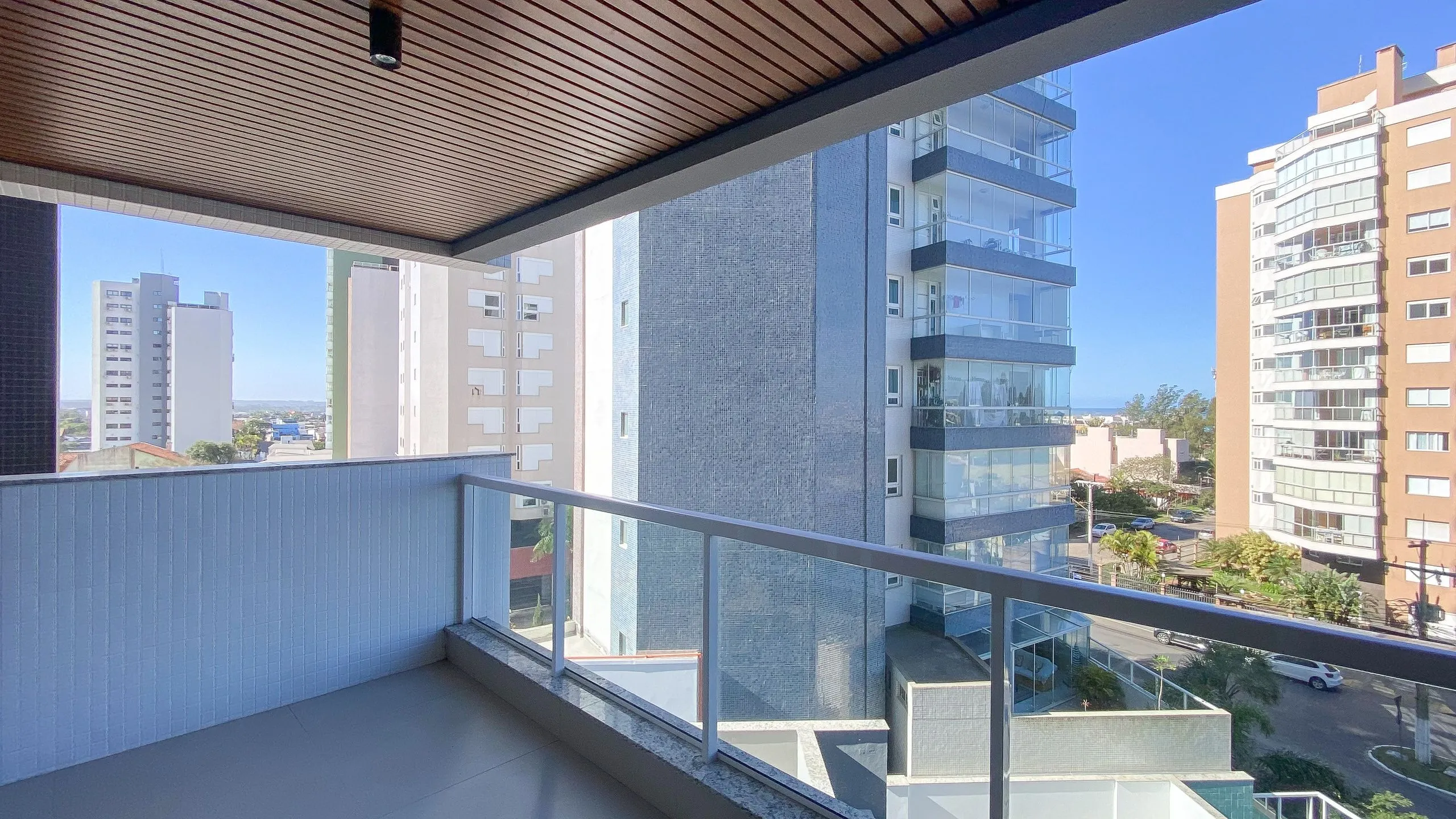 Imagem Apartamento à venda em Torres, Predial, com 2 quartos, 100.44m2