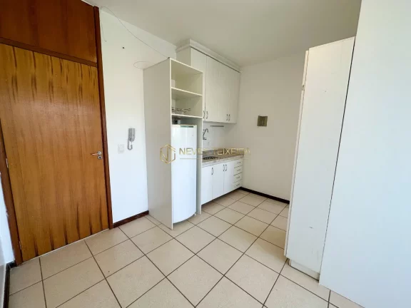 Imagem Suíte com Armários!!! Vaga de Garagem!!! Próximo a UnDF!!! CA 2 Lago Norte!!!