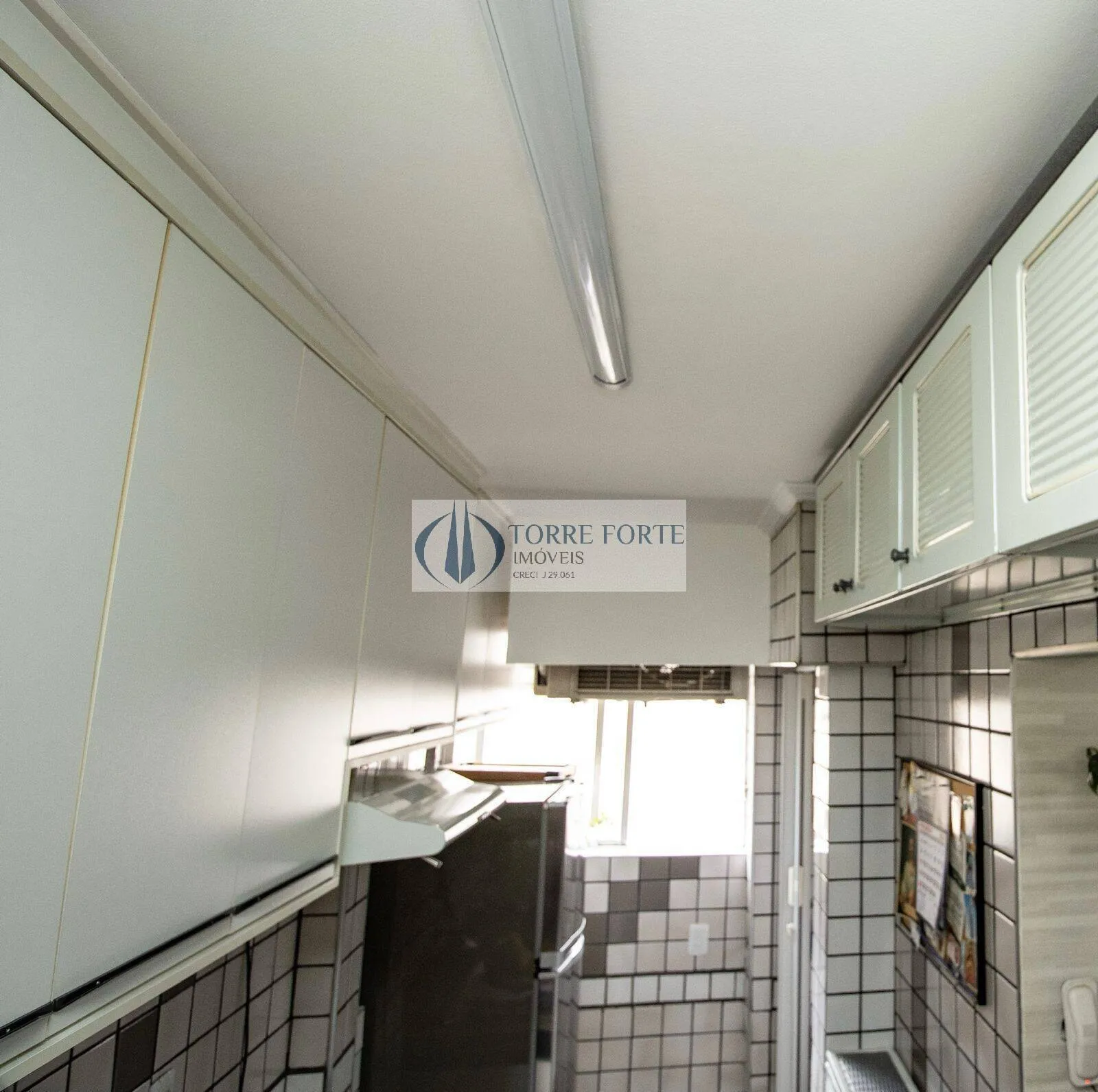 Imagem Lindo apartamento reformado com 62 M², 2 dorms. 1 vaga de garagem em Moema