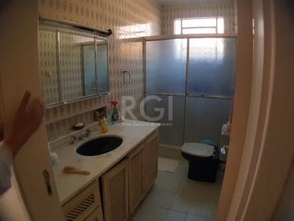 Imagem Casa para Venda - 252m², 3 dormitórios, 2 vagas - Belém Novo