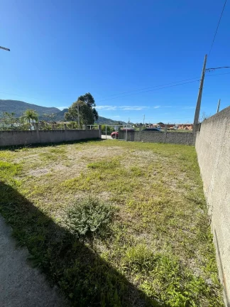 Imagem Imóvel dos sonhos no bairro Encantada, Garopaba-SC: tranquilidade e espaço para toda a família!