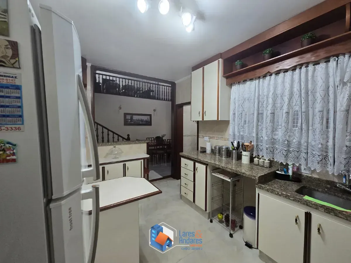 Imagem Casa para venda em Jardim Vista Linda com 3 quartos, sendo 1 suíte, 218m²