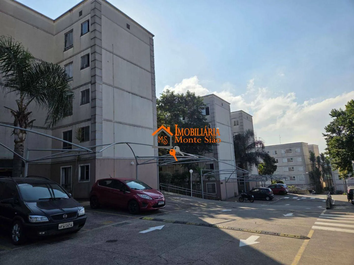 Imagem Apartamento com 2 dormitórios à venda, 43 m² por R$ 265.000,00 - Água Chata - Guarulhos/SP