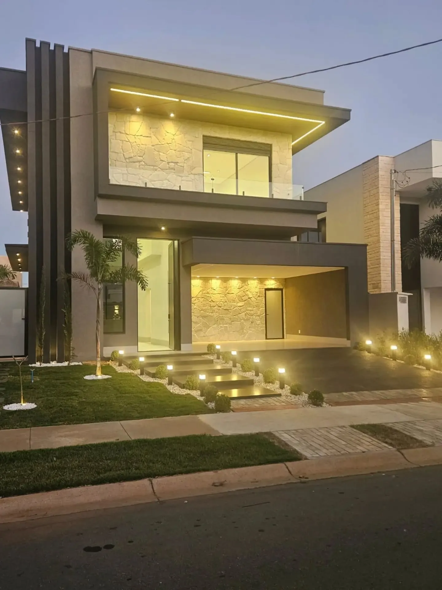 Imagem Sobrado 4 Suites 238 M/2 De Area Const No Parqville Jacaranda