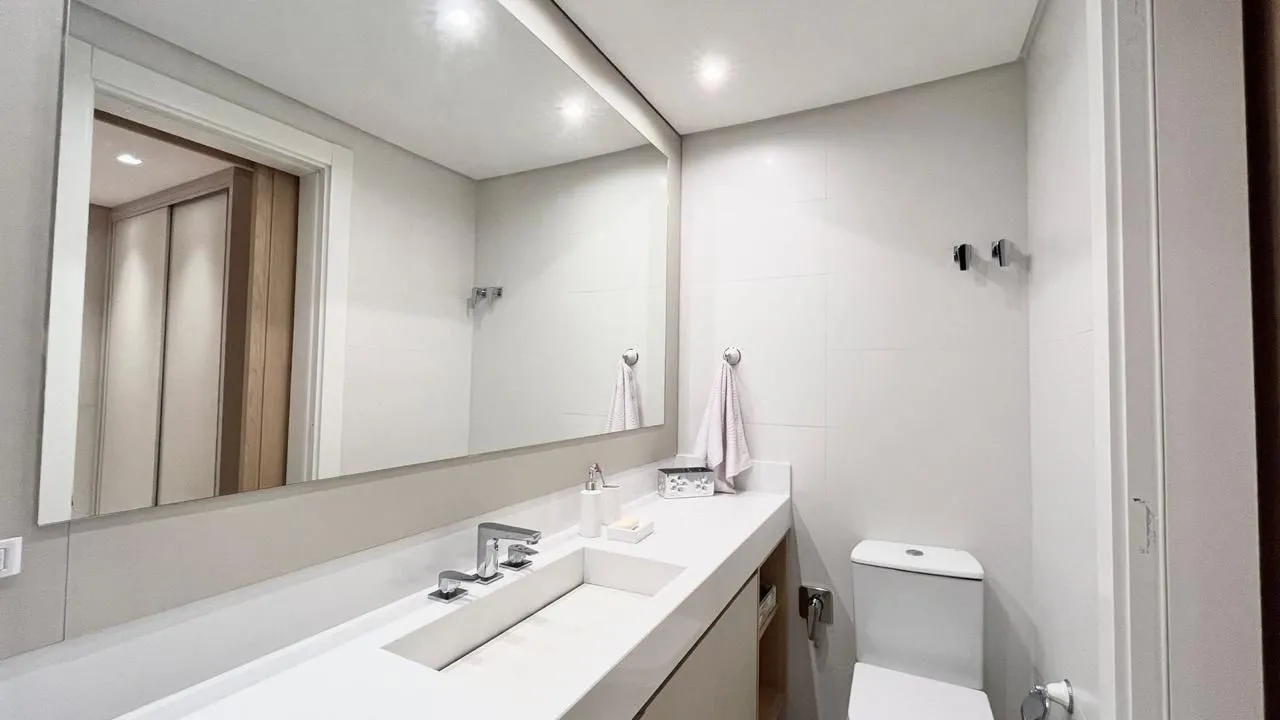 Imagem Apartamento à venda em Torres, Praia Grande, com 4 quartos, 215m2