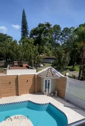 Imagem Casa de Condomínio em Aldeia da Serra - Barueri
