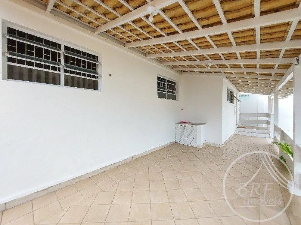 Imagem Vendo casa Frente Mar, terreno amplo, Balneário Estreito Florianópolis SC