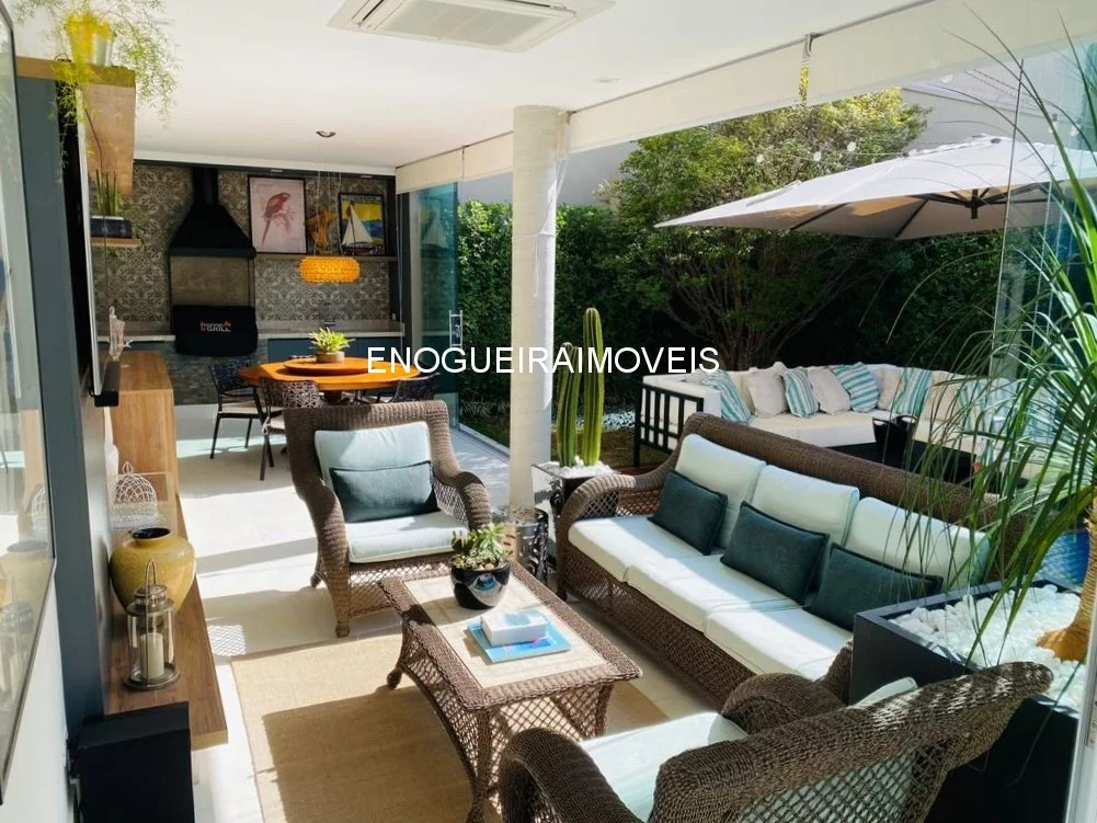 Imagem CASA RESIDENCIAL em SANTANA DE PARNAÍBA - SP, TAMBORÉ