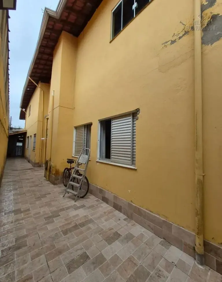 Imagem Casa 4 dormitórios sendo 1 suíte no bairro FLORIDA