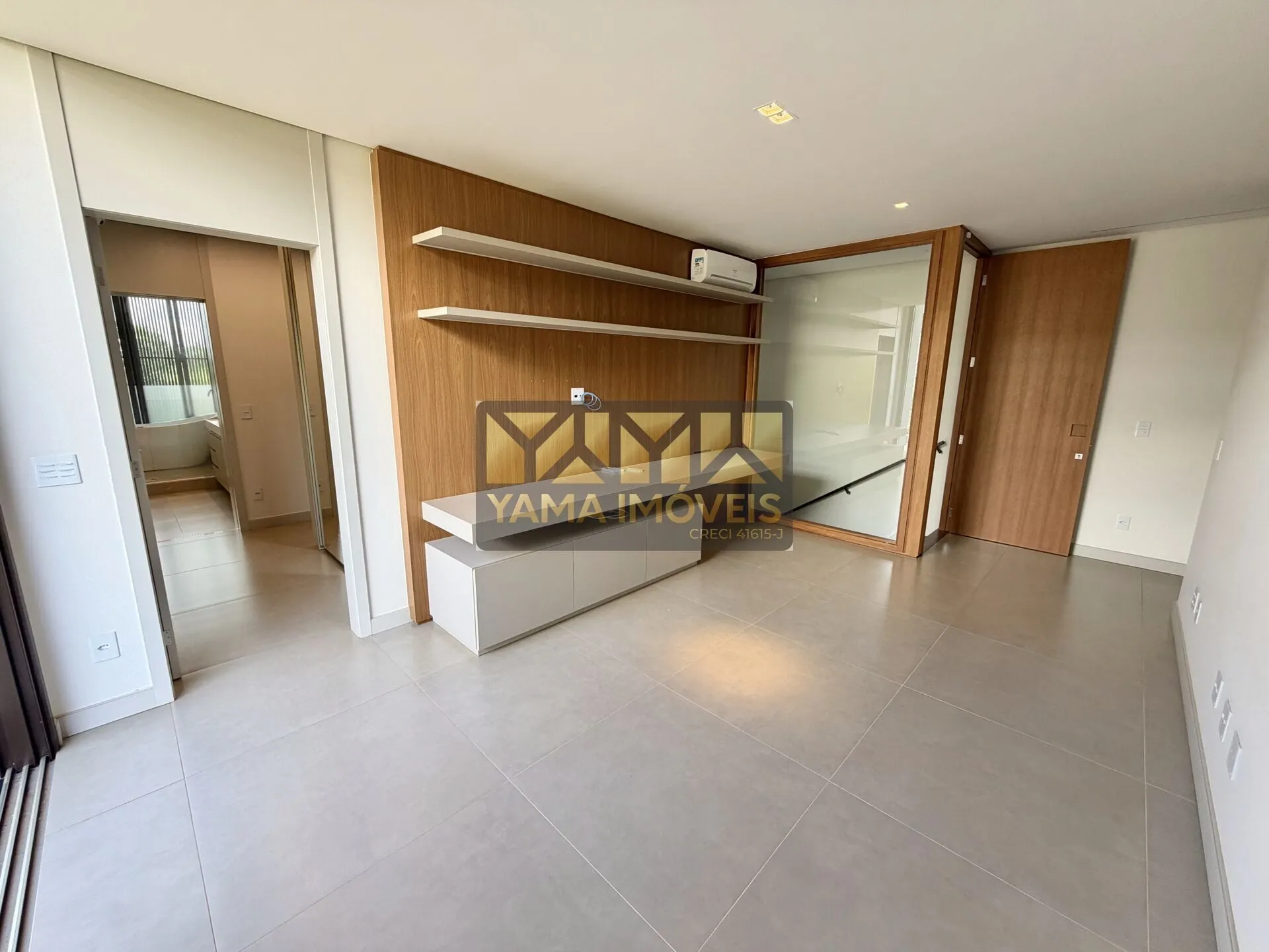 Imagem Alphaville 2 - Casa à venda no bairro Residencial e Empresarial Alphaville - Ribeirão Preto/SP