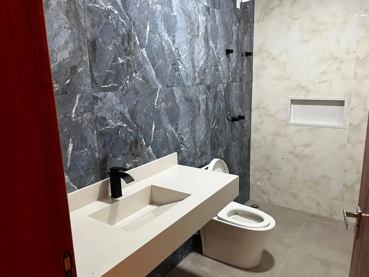 Imagem Imperdível oportunidade: Casa em condomínio à venda em Sorocaba-SP, Jardim Novo Horizonte! 3 quartos, 1 suíte, 1 sala, 1 banheiro, 2 vagas, 200m².