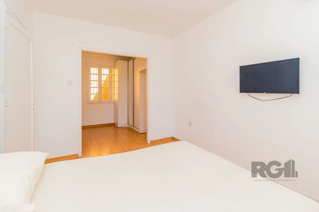 Imagem Casa com 99,73m², 2 dormitórios, 2 vagas no bairro Floresta