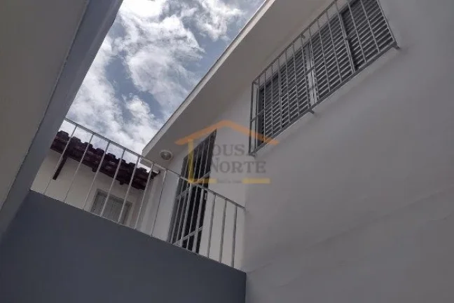 Imagem Imóvel Comercial ou Residencial.
Sobrado 3 dormitórios, 2 banheiros, sala 2 ambientes, cozinha com...