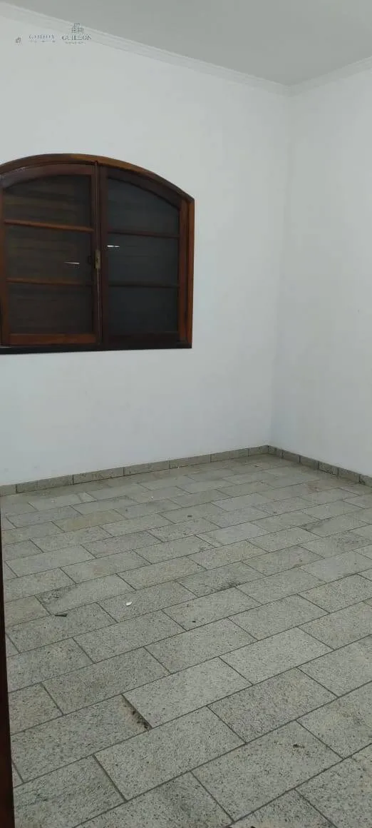 Imagem Aluga-se Sobrado no Bairro Bela Vista