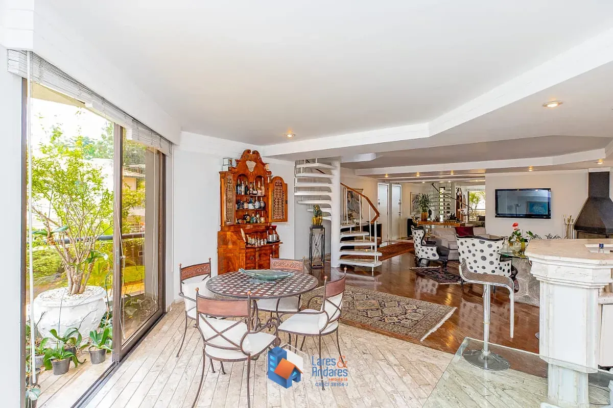 Imagem Duplex para venda em Vila Morumbi com 2 quartos, sendo 2 suítes, 157m²