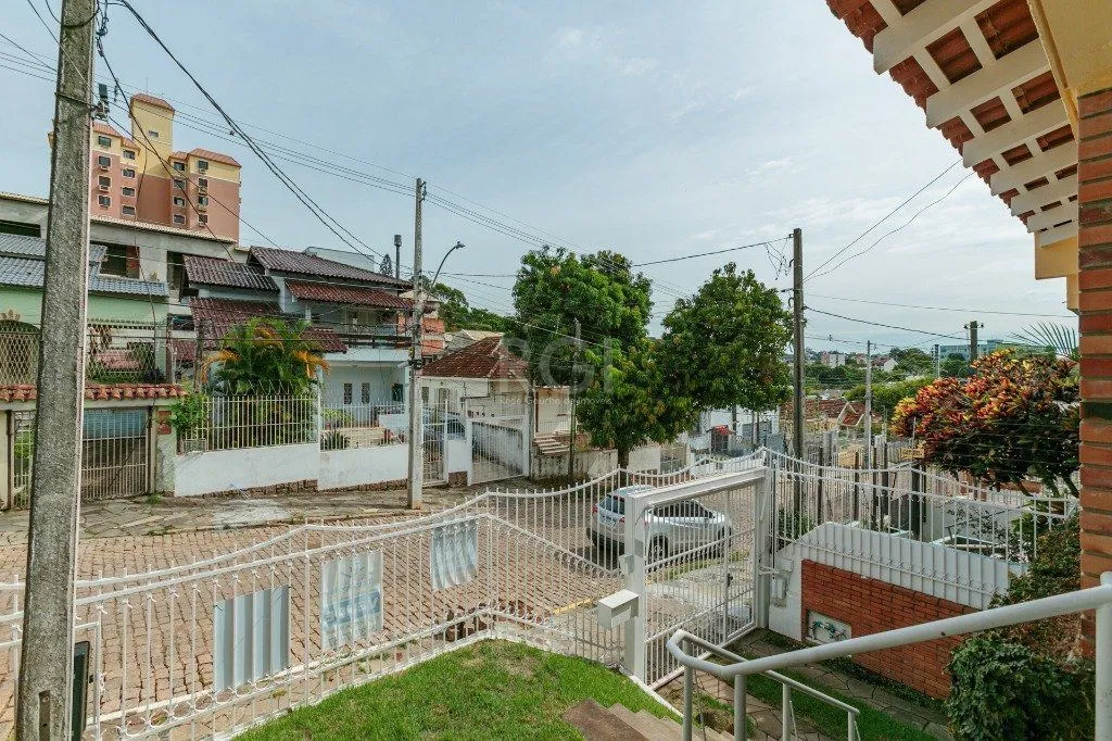 Imagem Casa 3 Dormitório(s) Bairro Teresópolis