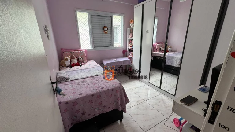 Imagem Sobrado com 2 dormitórios à venda, 62 m² por R$ 430.000,00 - Vila Guilhermina - Praia Grande/SP