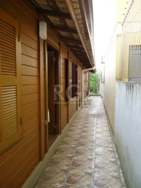 Imagem Casa para Venda - 110m², 3 dormitórios, sendo 1 suites, 3 vagas - Nonoai