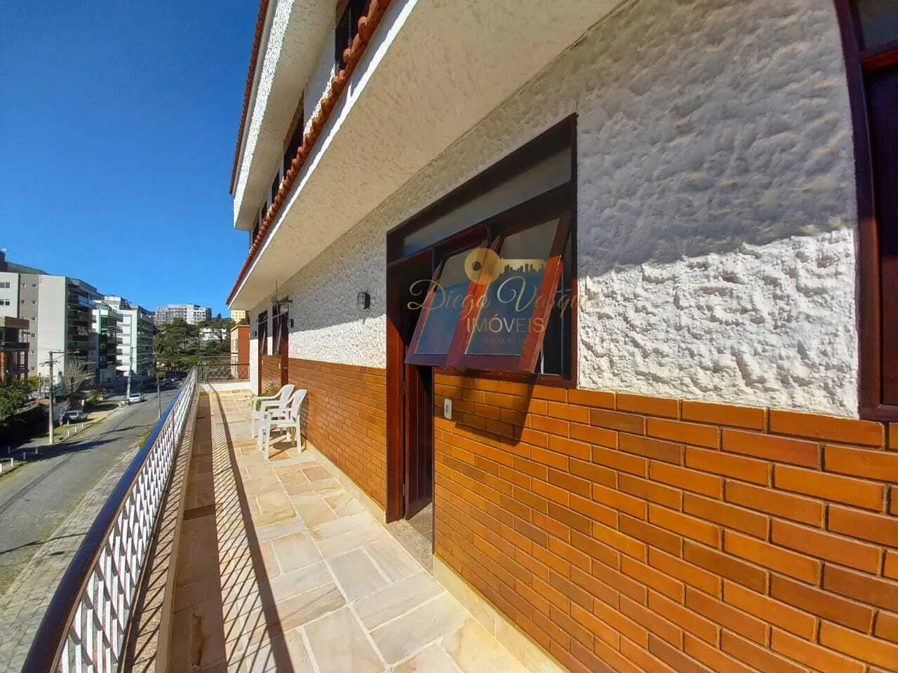 Imagem Casa em Condomínio para Venda em Teresópolis / RJ no bairro Taumaturgo