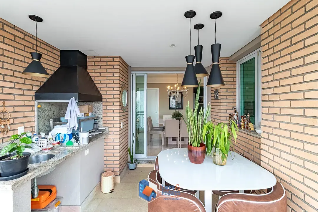 Imagem Apartamento para venda em Aclimação com 4 quartos, sendo 3 suítes, 210m²