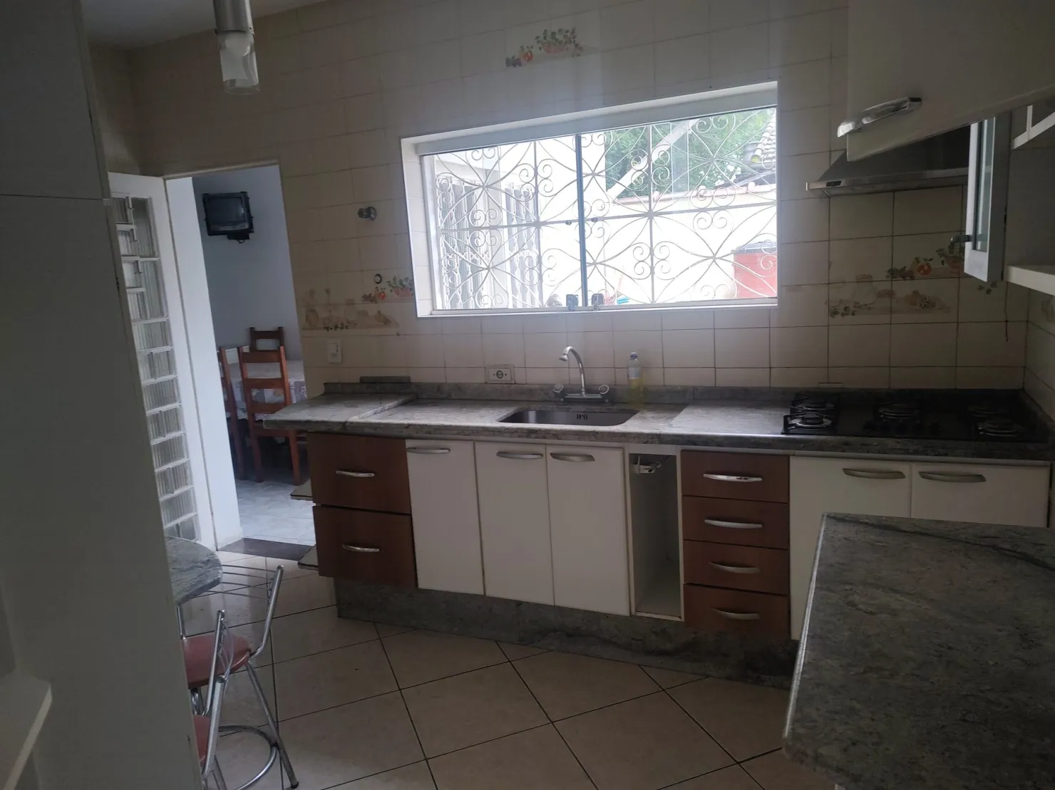 Imagem Casa à venda 4 Quartos, 3 Suites, 2 Vagas, 350M², Vila Jaboticabeira, Taubaté - SP | Condomínio Marajoara