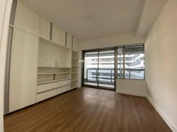 Imagem Apartamento para venda na República: 1 sala, 1 banheiro, 1 vaga de garagem determinada, 28m2 - São Paulo
