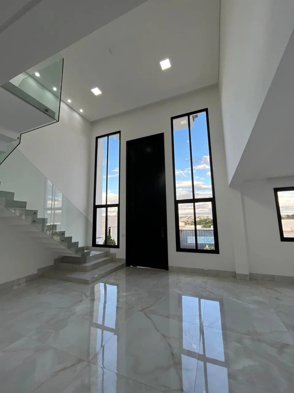 Imagem Sobrado 360m Umuarama-PR 303