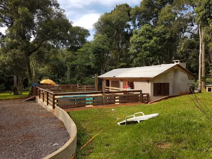 Imagem Chácara 8000m2 com Piscina e Pomar em São Salvador Cascavel
