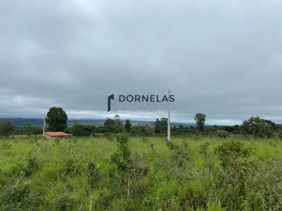 Imagem MUITO BARATO!! CHÁCARA COM 20.300M² A APENAS 3KM DA CACHOEIRA DO INDAIÁ FORMOSA GOIÁS