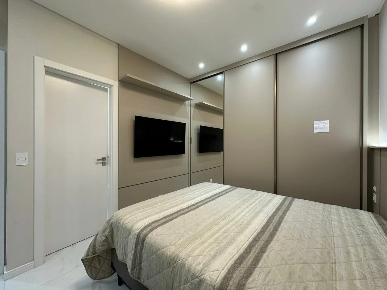 Imagem Apartamento à venda com 115m2 por R$ 1.900.000,00