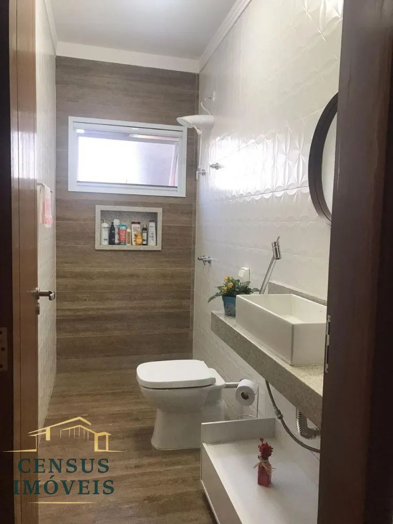 Foto do imóvel: Casa à venda em condomínio com 3 suítes e 175m² em Vinhedo-SP, no Condomínio Morada do Bosque. em Condomínio Residencial Morada do Bosque