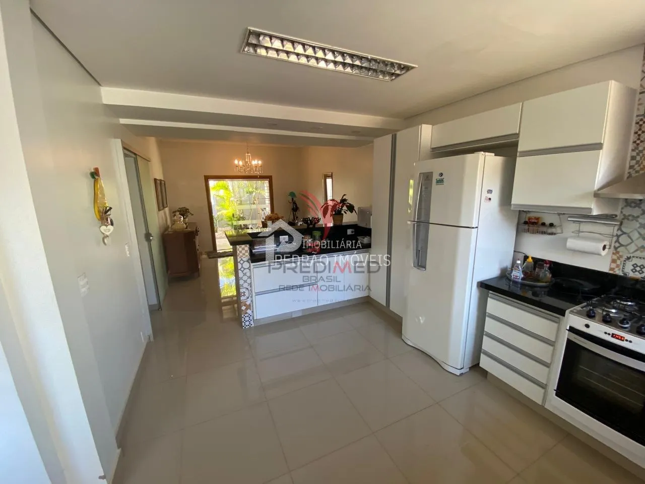 Imagem Sobrado de 3 quartos, 200m² no bairro Vila Santa Cecília, em Lençóis Paulista
