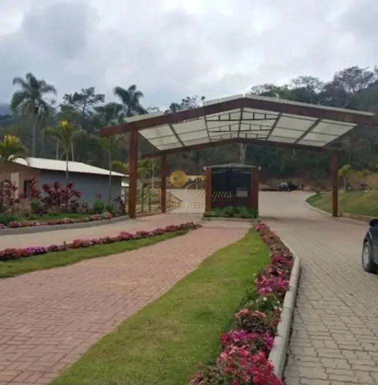 Imagem Terreno em Condomínio para Venda em Teresópolis / RJ no bairro Fazenda Alpina