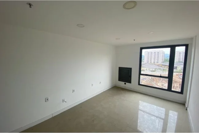 Imagem Ótima Sala Comercial em Jacarepaguá!