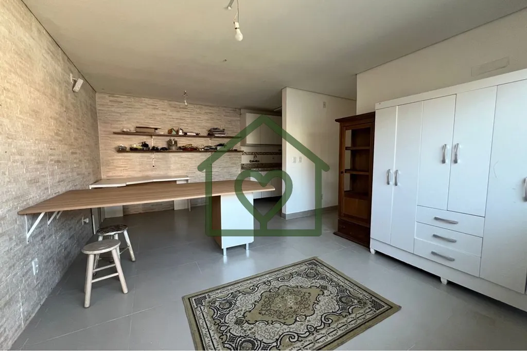Imagem **Descubra sua Próxima Casa em Petrópolis, Região Sul do Brasil!**

Se você está à procura de ...