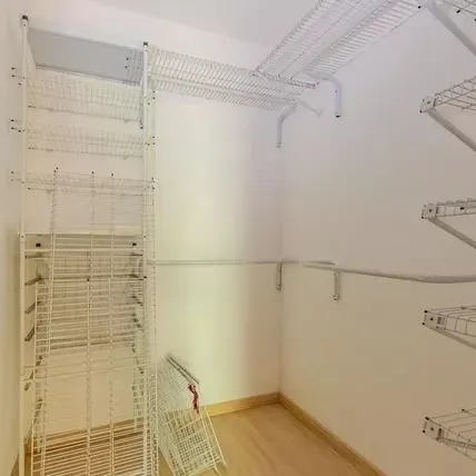 Imagem Casa à Venda na Rua da Gruta - 241,99m² - Próxima ao Hospital Divina Providência