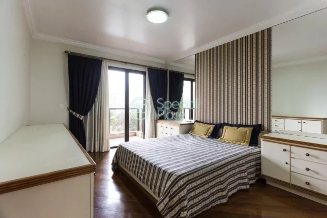 Imagem 235 metros 4 dormitórios 4 suítes 6 banheiros 4 vagas Piscina aquecida Espaço zen Hidromassagem A...
