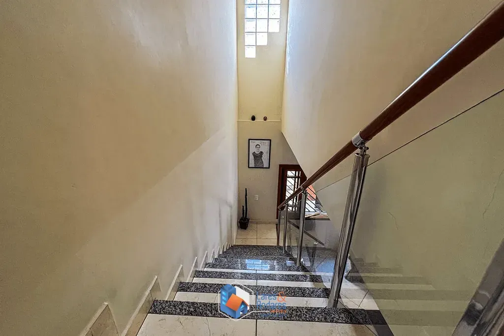 Imagem Casa à venda 3 Quartos 1 Suite 5 Vagas 358M² Campo Grande São Paulo - SP