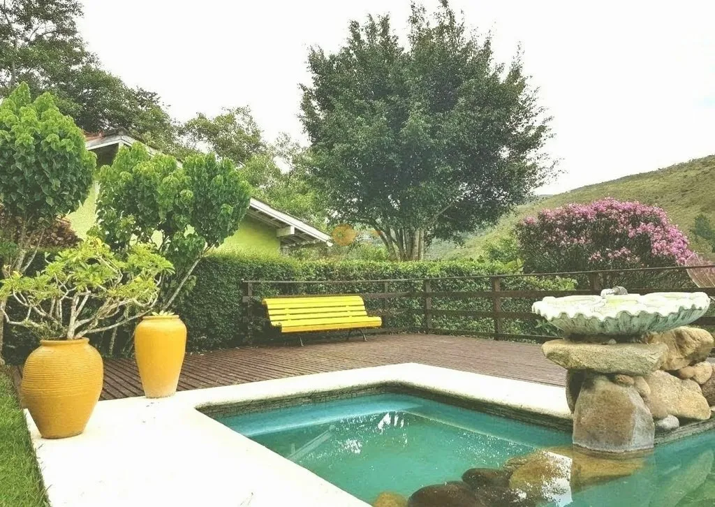 Imagem Casa para Venda em Teresópolis / RJ no bairro Albuquerque