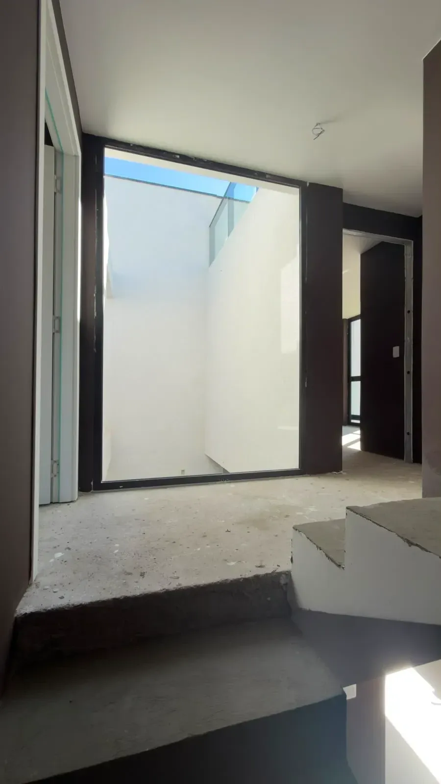 Imagem Sobrado com 3 Quartos à Venda, 99 m² em Pilarzinho - Curitiba