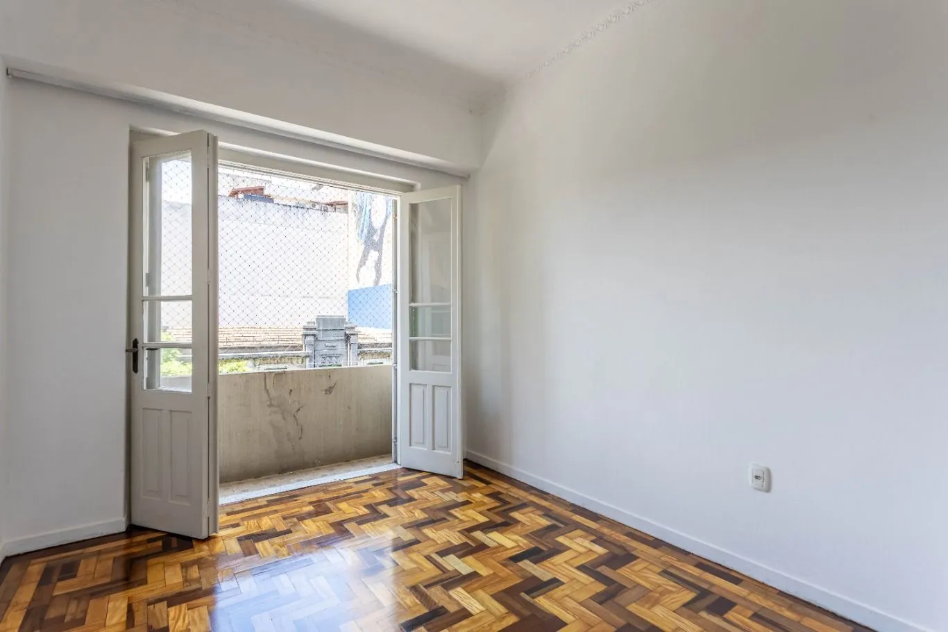 Imagem Vende-se apartamento com 2 quartos, 79 m² e sacada - Centro Histórico