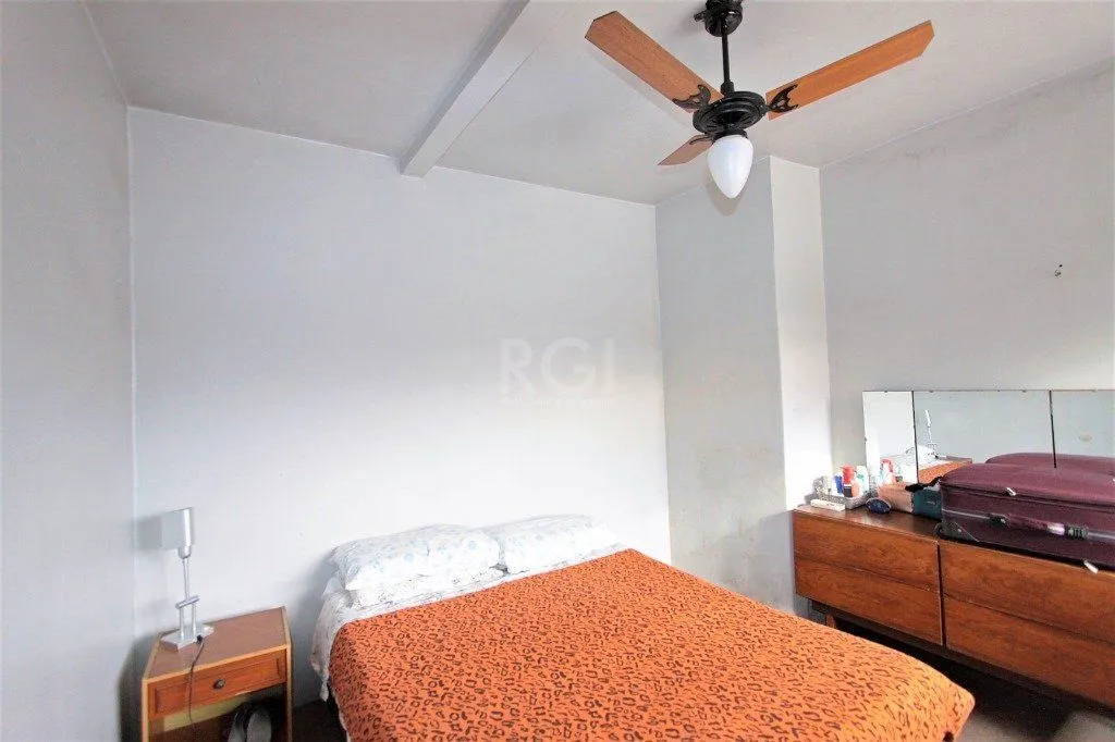 Imagem Casa para Venda - 187m², 3 dormitórios, sendo 1 suites, 2 vagas - Jardim São Pedro