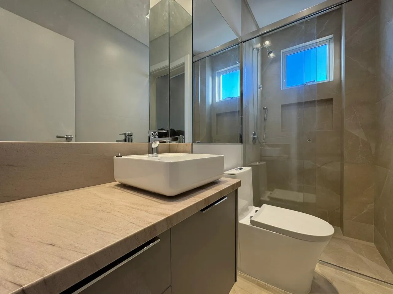 Imagem Apartamento com vista para o mar à venda com 164m2 por R$ 4.790.000,00