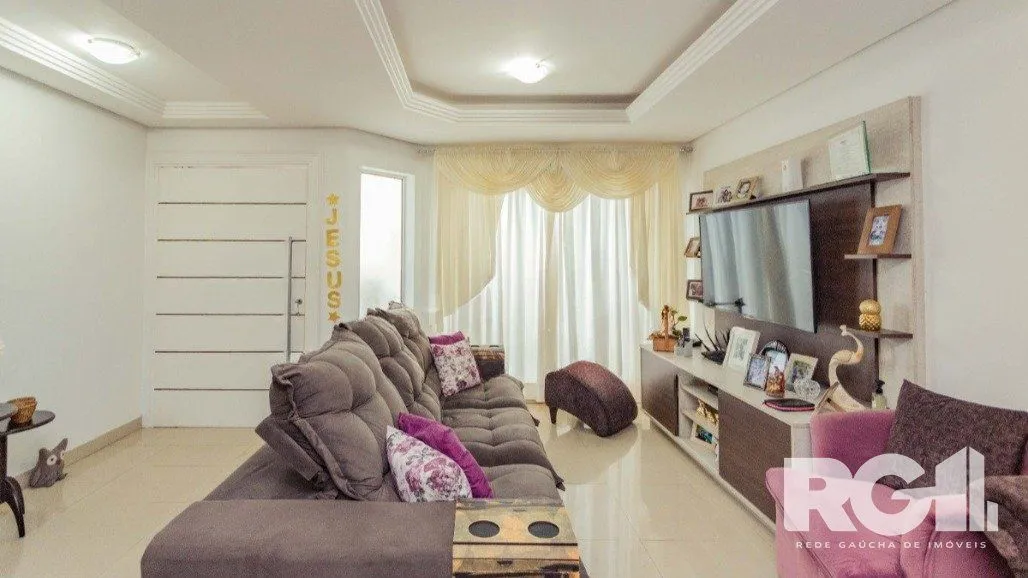 Imagem Casa com 5 Quartos 240m² privativos no Condomínio Parque Iguaçu. Bairro Ecoville