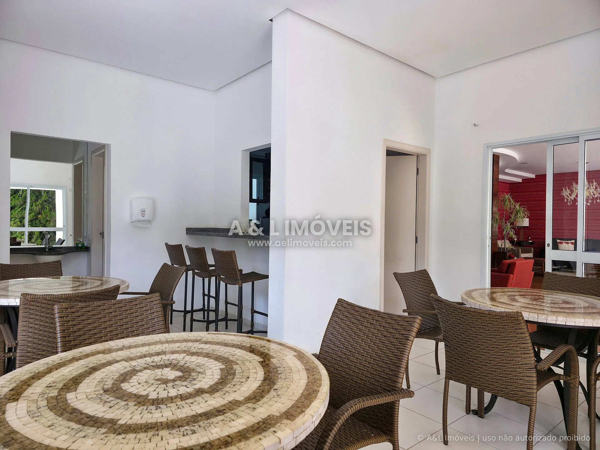 Imagem Duplex Vila Capivari, Campos do Jordão - 229 m², 4 Dorms., 3 Vagas