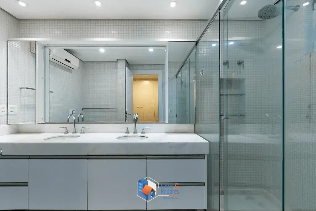 Imagem Apartamento à venda 3 Quartos 2 Suites 3 Vagas 241M² Cerqueira César São Paulo - SP