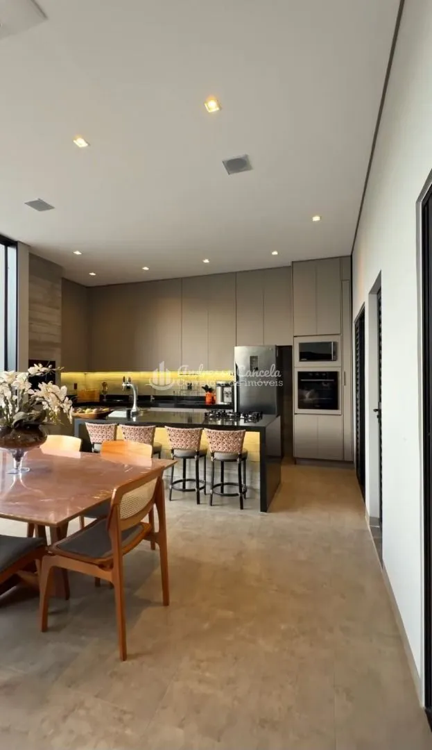 Imagem Casa com 3 dormitórios à venda, 210 m² por R$ 1.100.000,00 - Jardim São Marco - São José do Rio Preto/SP